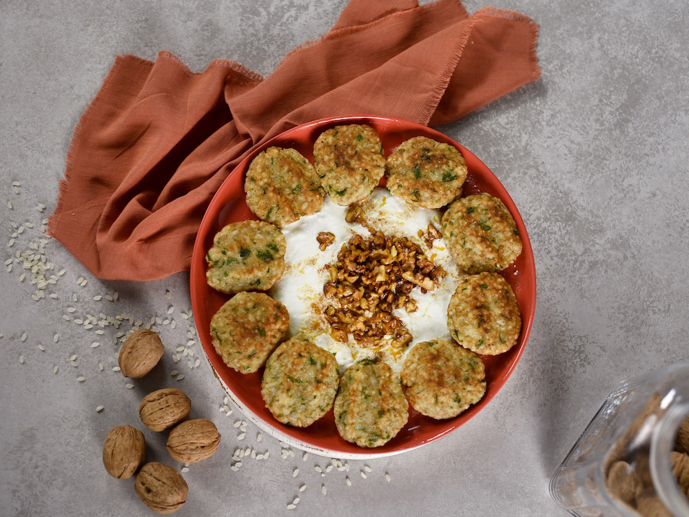 Cevizli Pirin&ccedil; K&ouml;ftesi Tarifi